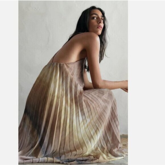 ZARA WOMEN SS24 TIE DYE PLEATED HALTER DRESS MULTICOLORED - Picture 3 of 11